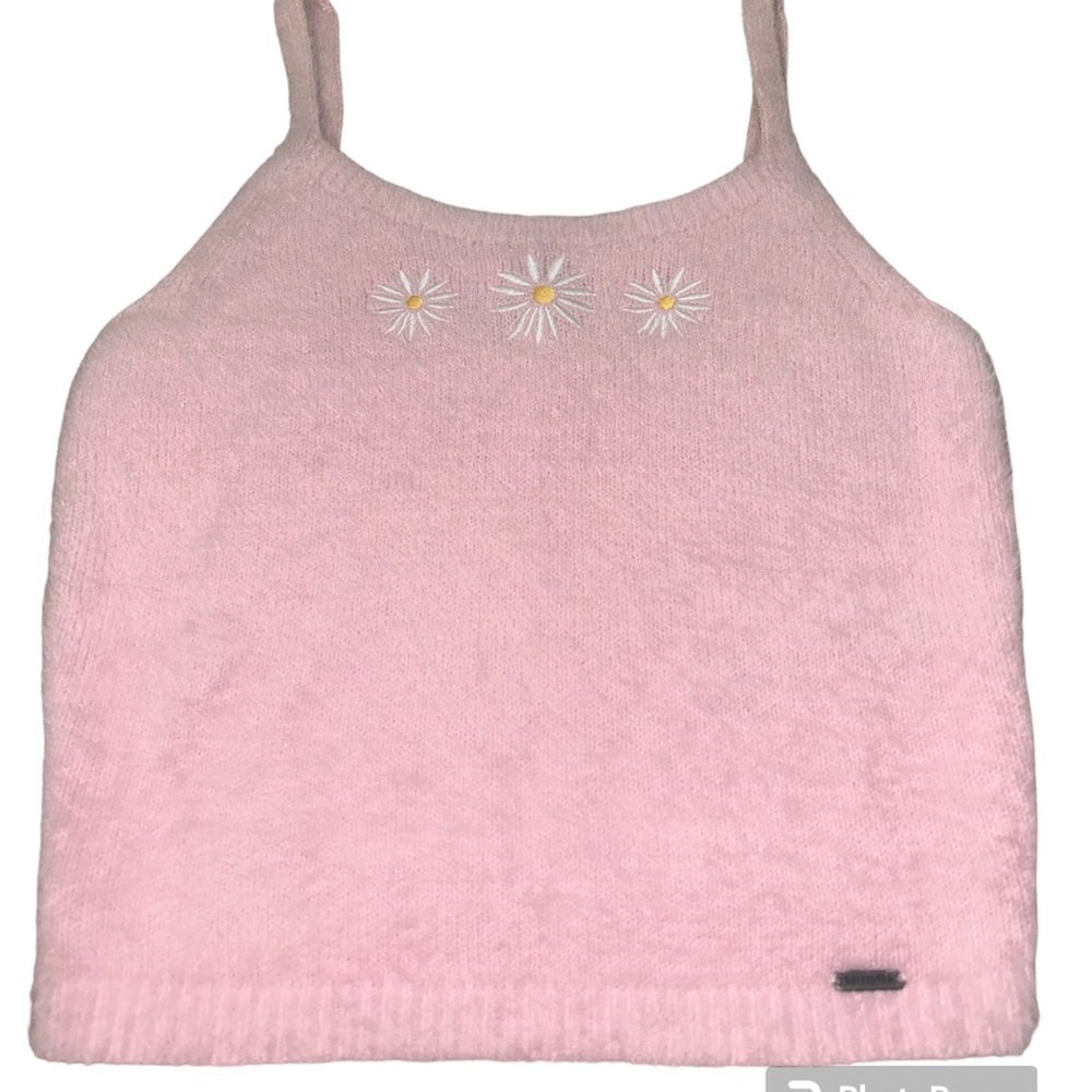 Hollister Women’s Pink Fuzzy Cropped Daisy Tank Size XS.